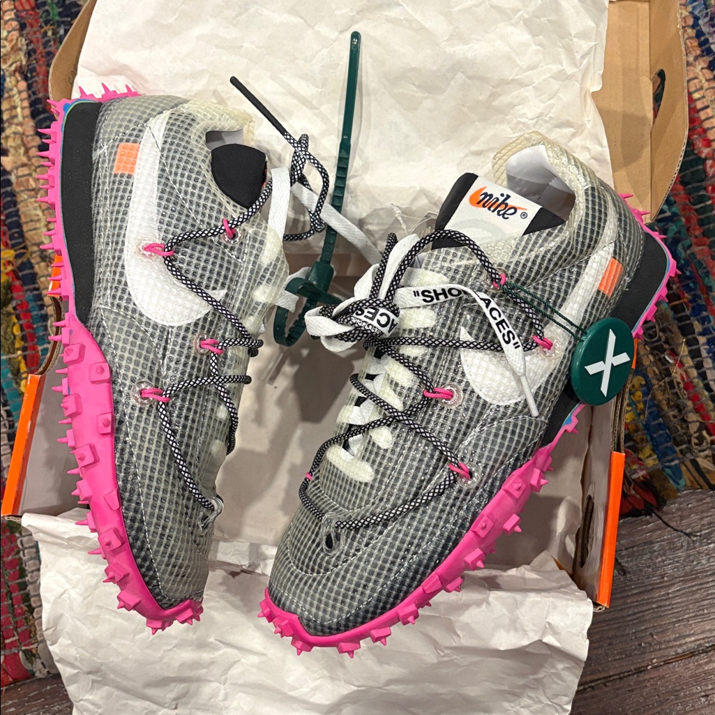 Off-White Waffle Racers